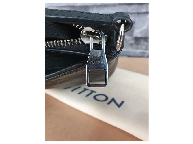 Louis Vuitton Pallas Monogram Empreinte Pelle Nero - vista 4