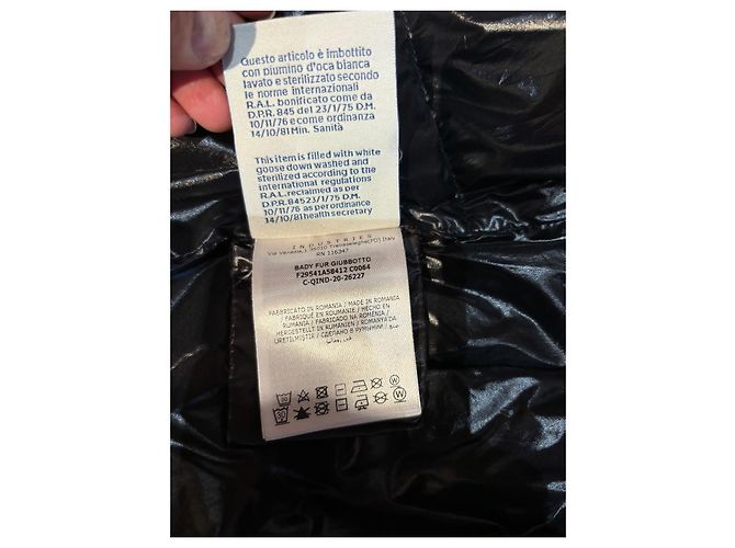 Giacca Moncler Nera Lucida con Cappuccio Removibile Nero - vista 9