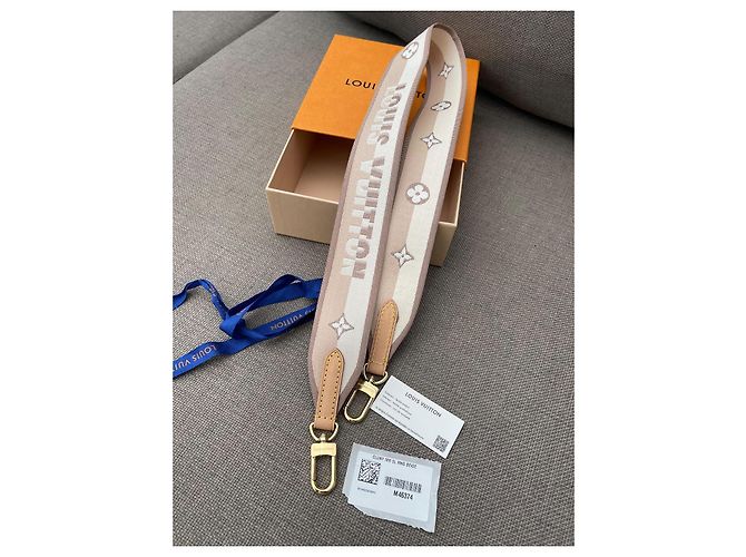 Louis Vuitton Correa mm Cluny Beige - vista 2