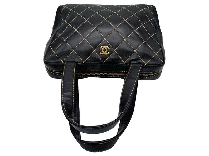 Chanel Vintage schwarze Wild Stitch Tasche Gold hardware - Ansicht 4