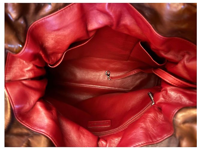 Gabrielle Borsa Bon Bon Chanel in pelle verniciata oro rame D'oro - vista 13
