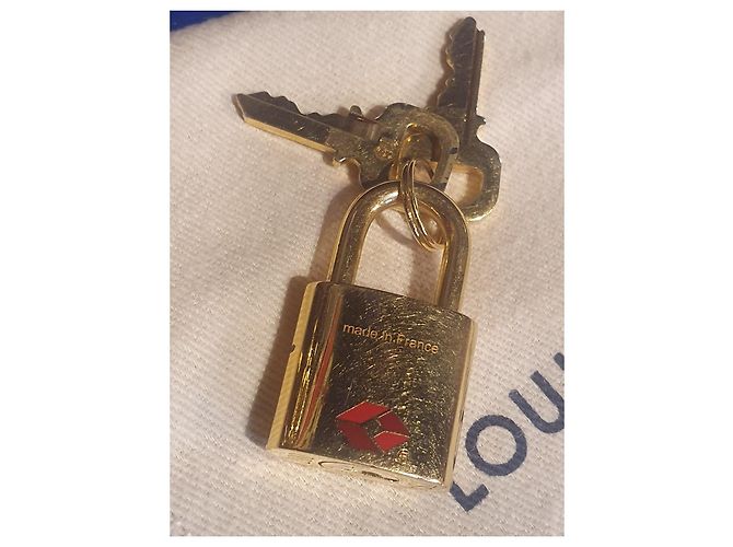 Louis Vuitton Charm per borsa Lucchetto Special Series Travel Oro D'oro - vista 5