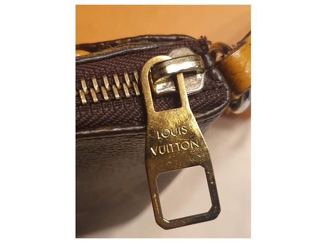 Pallas Louis Vuitton Clutchs Multicolor Metálico - vista 12