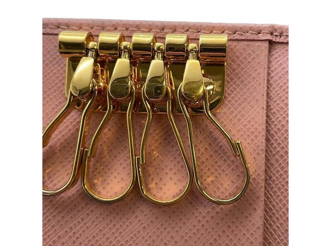 Llaveiro de cuero Saffiano de Prada en rosa - vista 7