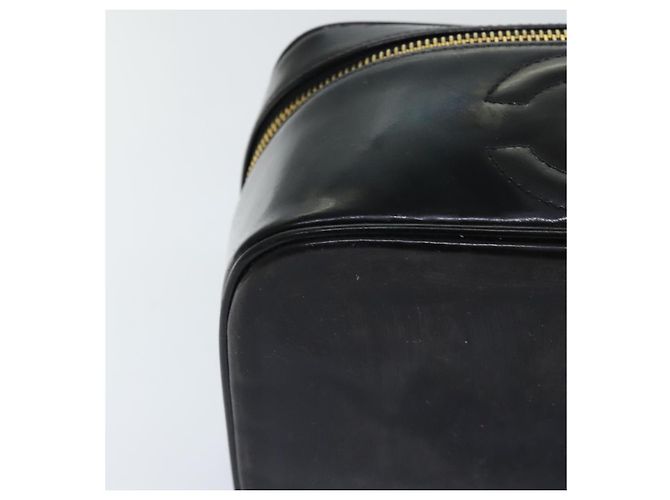 CHANEL COCO Marca Pouch Vanity Pelle verniciata Nera Oro CC Auth bs18347 Nero D'oro - vista 10