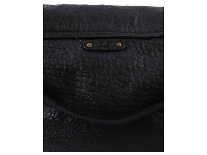 Abaco Shoulder bag in leather - view 6