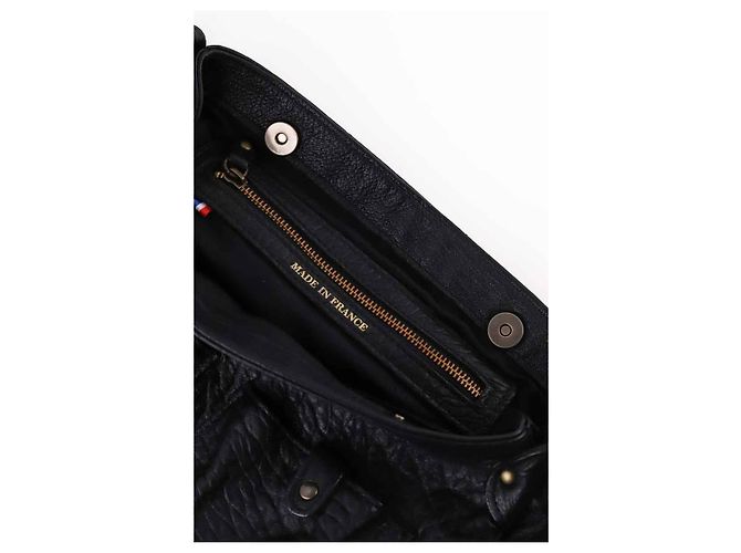 Abaco Shoulder bag in leather - view 7