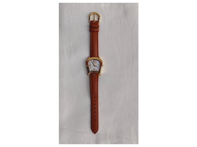Aigner Uhr in Gold mit Perlmutt-Zifferblatt Golden - Ansicht 5