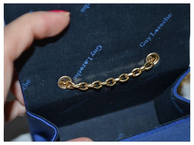 Mini Borsa Guy Laroche Blu in Tessuto con Emblema Oro - vista 9