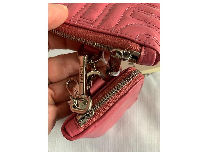 Pochette per telefono Lancel Midi-Minuit in pelle trapuntata rosa - vista 5
