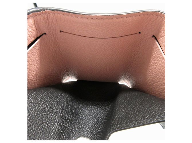 Cartera Lock M63978 de cuero rosa Louis Vuitton - vista 6