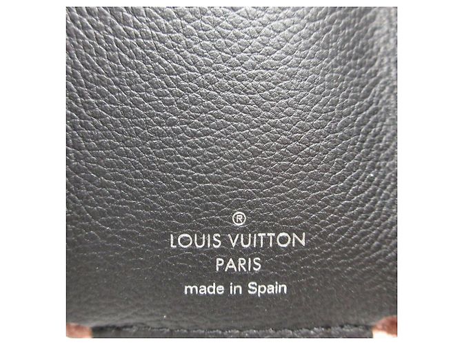 Cartera Lock M63978 de cuero rosa Louis Vuitton - vista 9