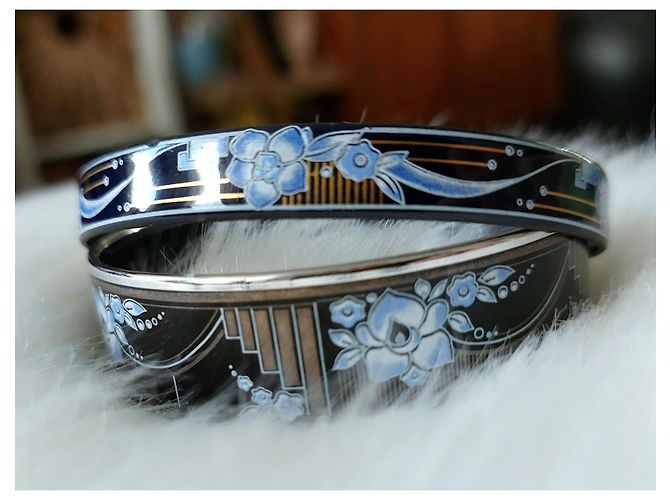 Set di 3 bracciali Michaela Frey Wille. Nero Blu Bronzo - vista 2
