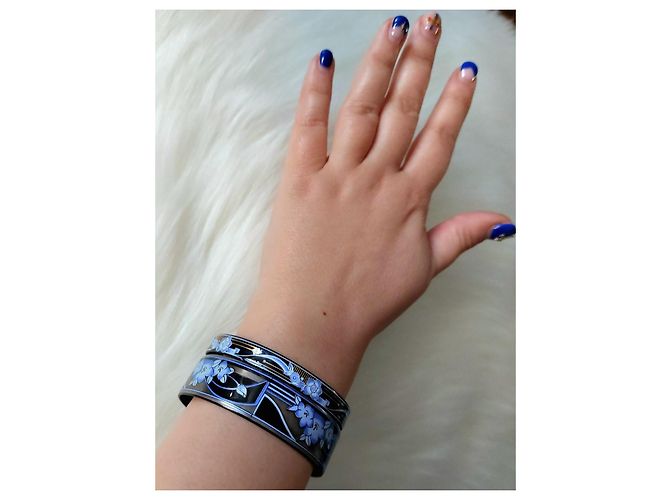 Set di 3 bracciali Michaela Frey Wille. Nero Blu Bronzo - vista 3