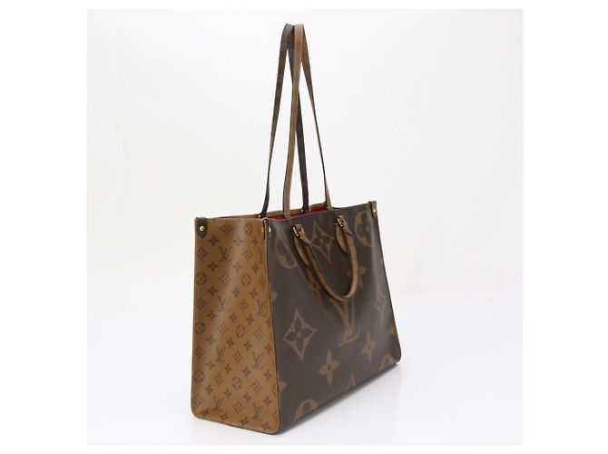 Sac à main On-the-Go GM Monogram Géant Inversé Louis Vuitton Marron - vue 3