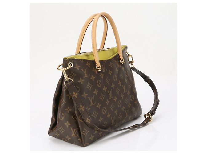 Borsa Tote Louis Vuitton Monogram Pallas M41149 Monogramma - vista 3