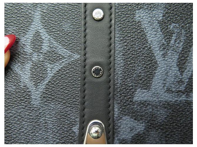Ellipse BOLSA LOUIS VUITTON MESSENGER SOFT TRUNK MONOGRAM PASTEL VIRGIL ABLOH Cinza antracite - vista 6