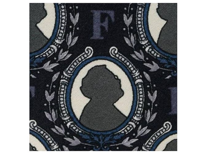 Cravatta in seta stampata Blue Cameo di Gianfranco Ferré - vista 4