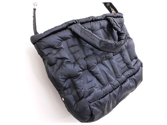 Bolsa tote de nylon acolchoado com logo Chanel Azul marinho - vista 2