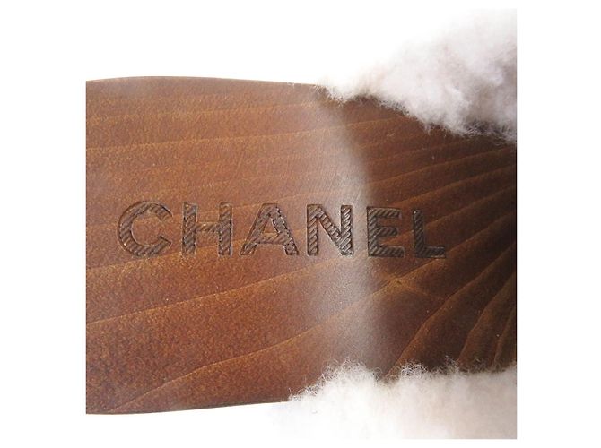 Sandali in pelle scamosciata Chanel neri 36C Nero - vista 7