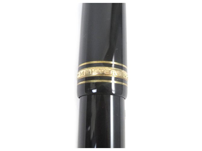 Montblanc Meisterstuck 149 Fountain Pen Black Gold - view 7
