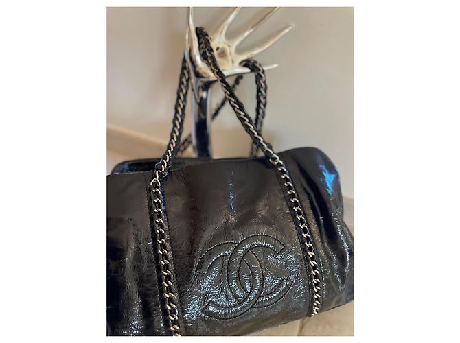 Trendy CC Borsa Chanel in vernice nera Nero - vista 3