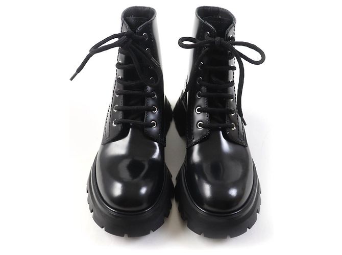 Alexander McQueen Leather Lace-up Boots Black - view 4