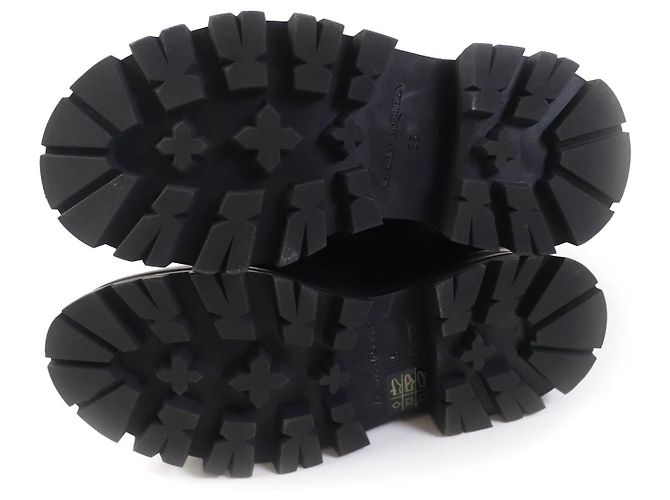 Alexander McQueen Leather Lace-up Boots Black - view 7