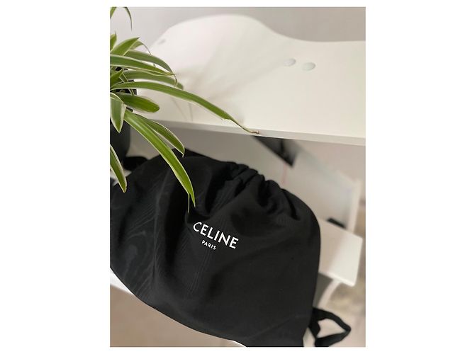Bolso de mano Céline Ava en cuero negro con cadena dorada - vista 9