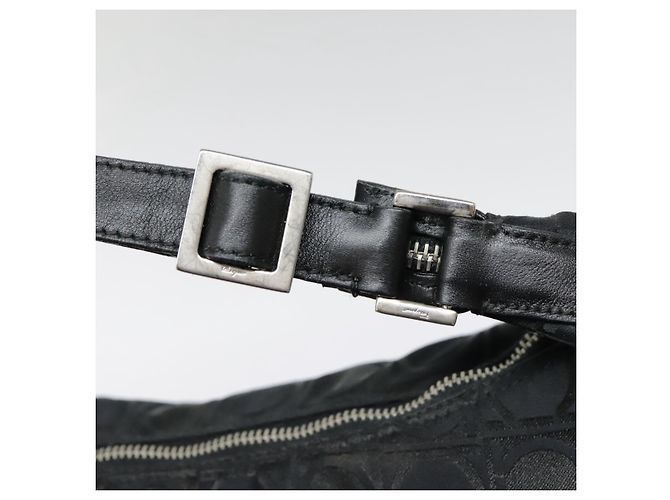 Bolso de hombro Gancini de nylon negro y plata de Salvatore Ferragamo Auth bs18811 - vista 18
