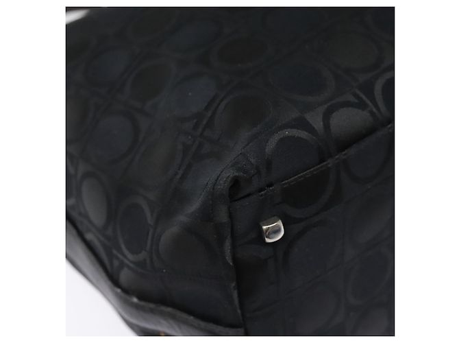Bolso de hombro Gancini de nylon negro y plata de Salvatore Ferragamo Auth bs18811 - vista 9