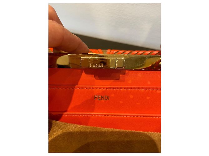 Borsa Fendi Peekaboo IseeU Corallo - vista 8