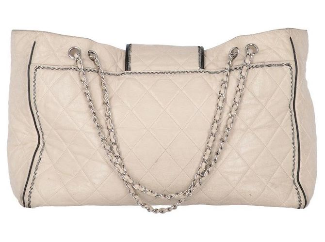 Chanel Beiger Matelassé Leder Tote - 2000er - Ansicht 3