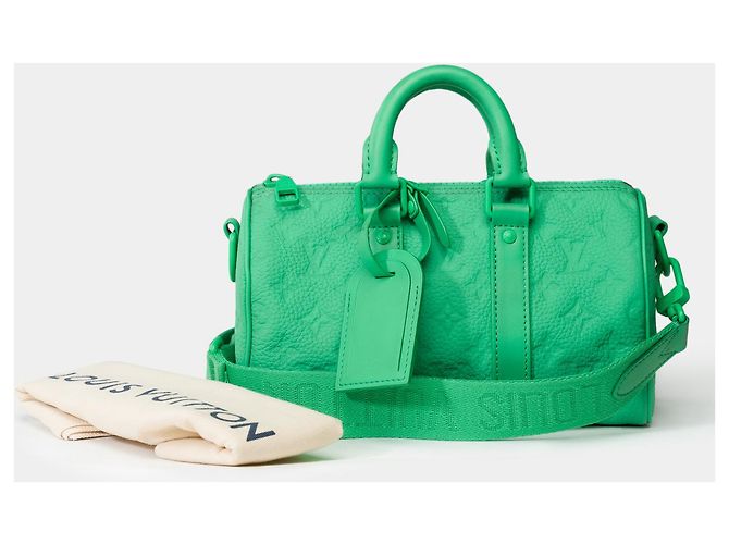 Borsa LOUIS VUITTON Keepall in Pelle Verde - 102181 - vista 2
