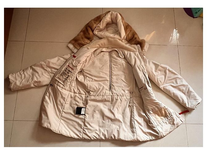 Chaqueta de plumón Prada con capucha de piel natural crema Crudo - vista 14