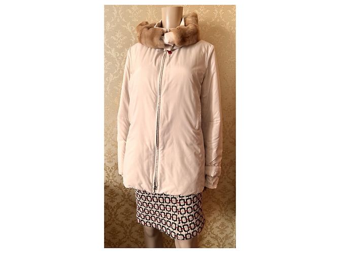 Chaqueta de plumón Prada con capucha de piel natural crema Crudo - vista 8