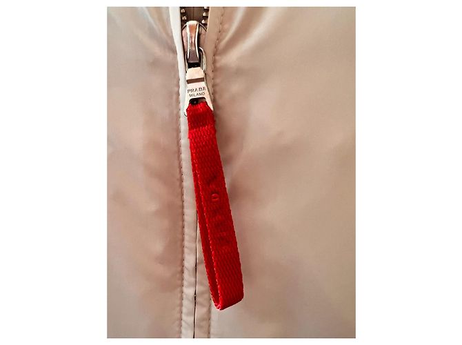 Chaqueta de plumón Prada con capucha de piel natural crema Crudo - vista 9