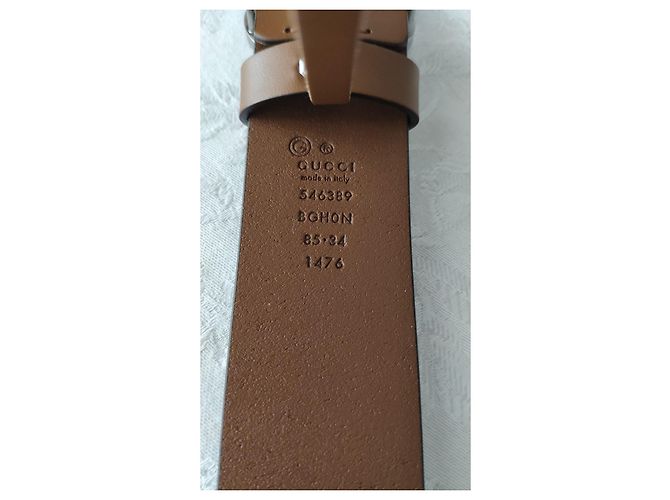 CINTURÓN GUCCI CON HEBILLA ENTRELAZADA. Beige - vista 2