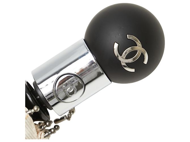 Ein-Touch-Faltregenschirm mit Coco Mark Stickmotiv von Chanel Schwarz Beige - Ansicht 4