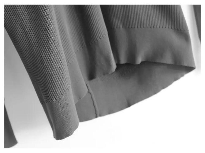 Suéter ajustado gris de Louis Vuitton otoño 2008 diseñado - vista 5