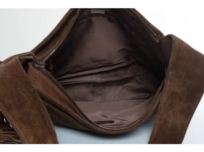 Chanel, borsa tote in suede marrone con logo CC e nappina - vista 10