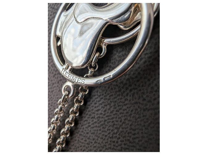 Hermès Reiterhalskette Silber 35" Lange Belcherkette Hufeisen Silberne Hardware Silber Hardware - Ansicht 5