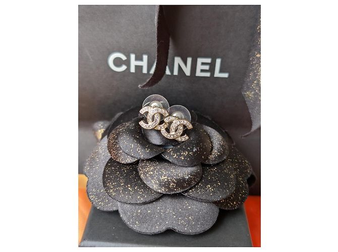 Chanel CC F17V Logo Cristallo GHW Coco Mark Orecchini Mini Classici Scatola D'oro - vista 10