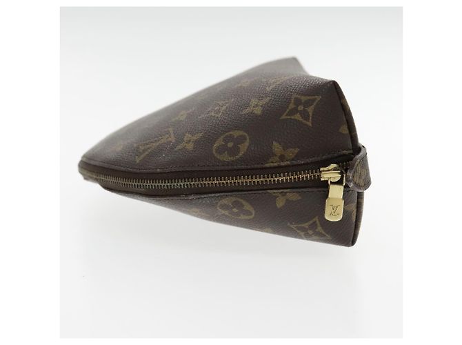LOUIS VUITTON Pochette Cosmética Demi Ronde Monogram M47520 LV Auth 94328 - vista 3