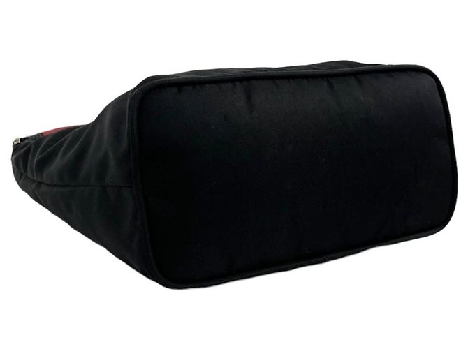 Saffiano Prada Tessuto Collector Re-Edition Baguette Nylon e Pelle Nera - vista 5