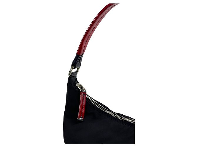 Saffiano Prada Tessuto Collector Re-Edition Baguette Nylon e Pelle Nera - vista 6