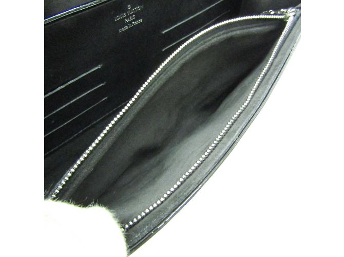 Borsa a spalla Louis Vuitton Epi Electric Pochette Jena M4027N Nero - vista 14