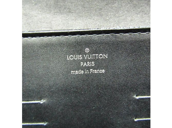 Borsa a spalla Louis Vuitton Epi Electric Pochette Jena M4027N Nero - vista 15