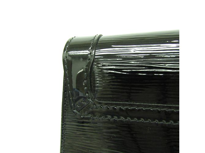 Borsa a spalla Louis Vuitton Epi Electric Pochette Jena M4027N Nero - vista 9