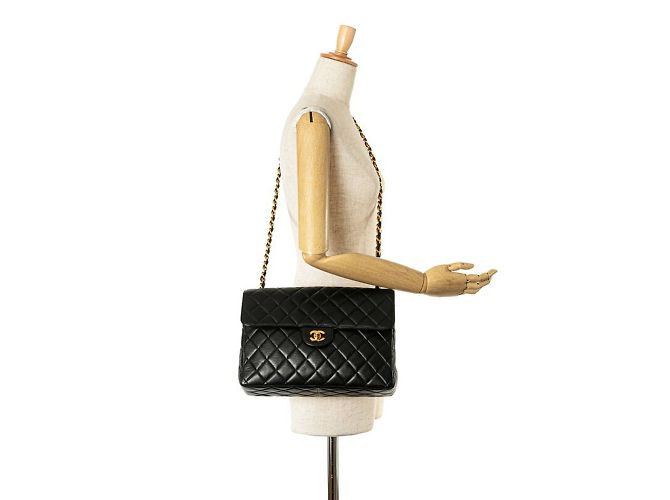Borsa a Spalla Chanel Matelassé 30 Coco Mark Chain Nero - vista 10